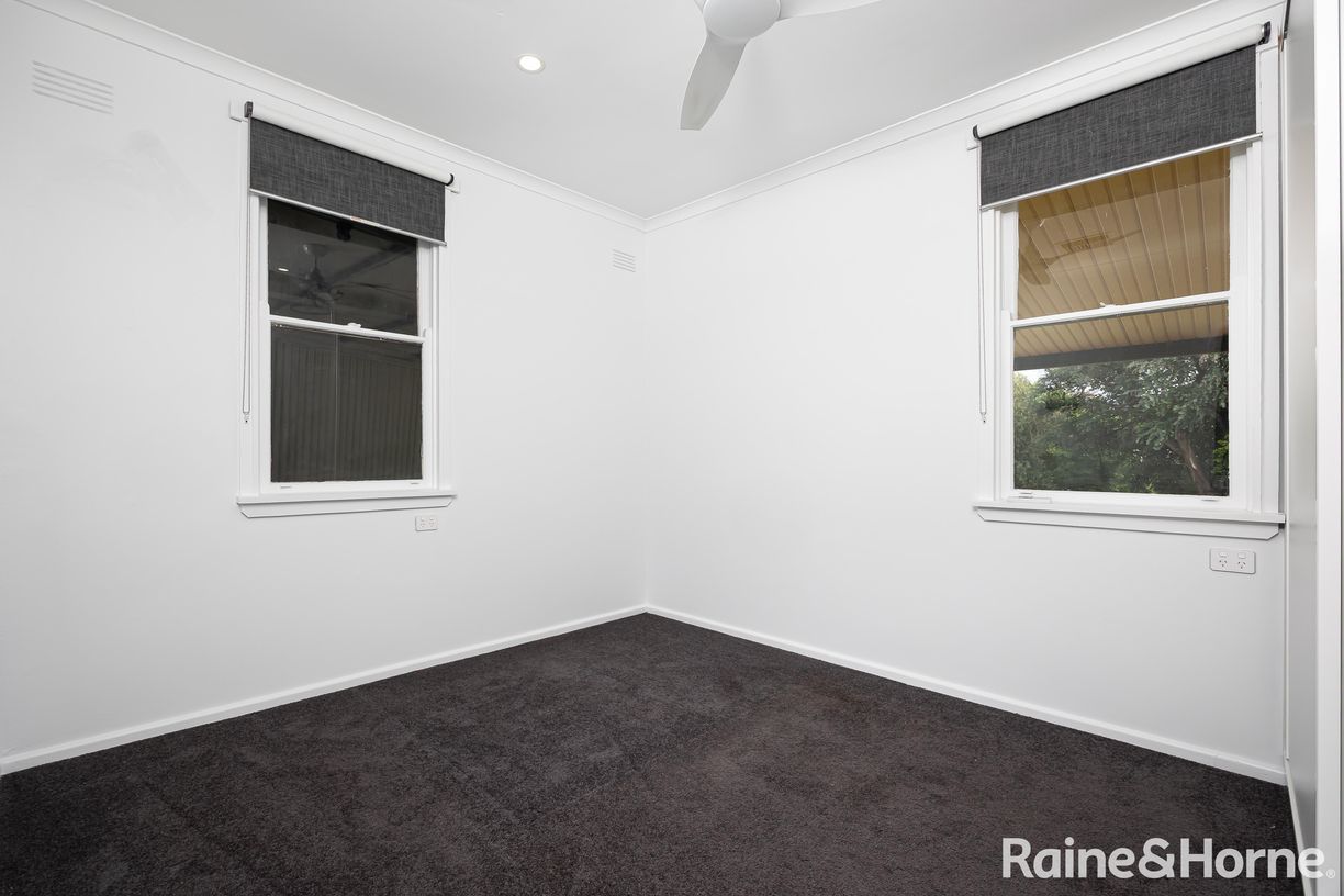 6 Gowrie Parade — photo 5 of 9
