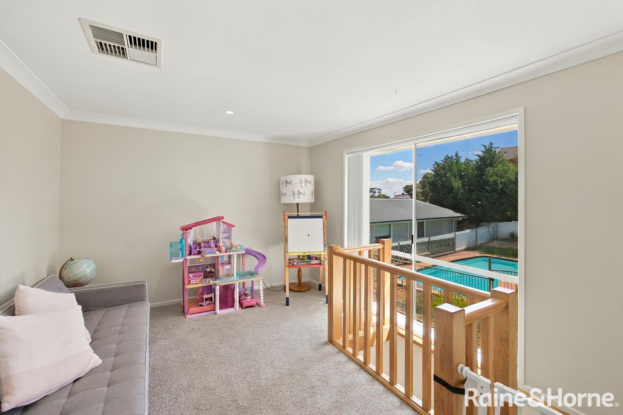 27 Allambie Way — photo 12 of 17