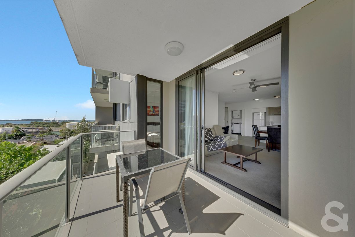 602/52 Oaka Lane — photo 9 of 12