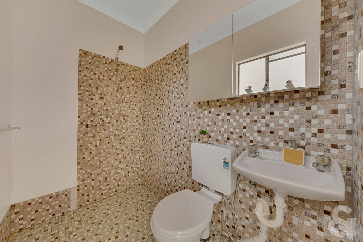 15 Wyndham Road — photo 20 of 24