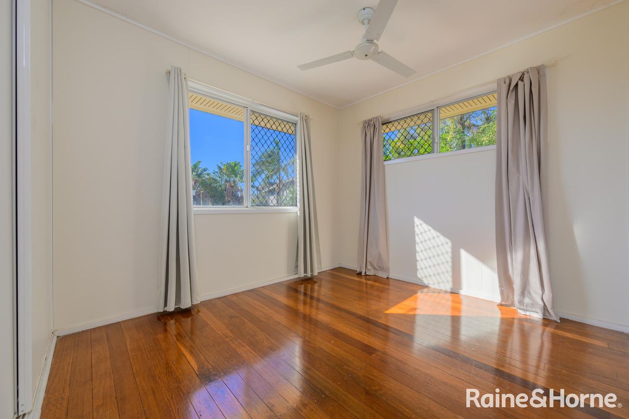 4 Pershouse Street — photo 10 of 14