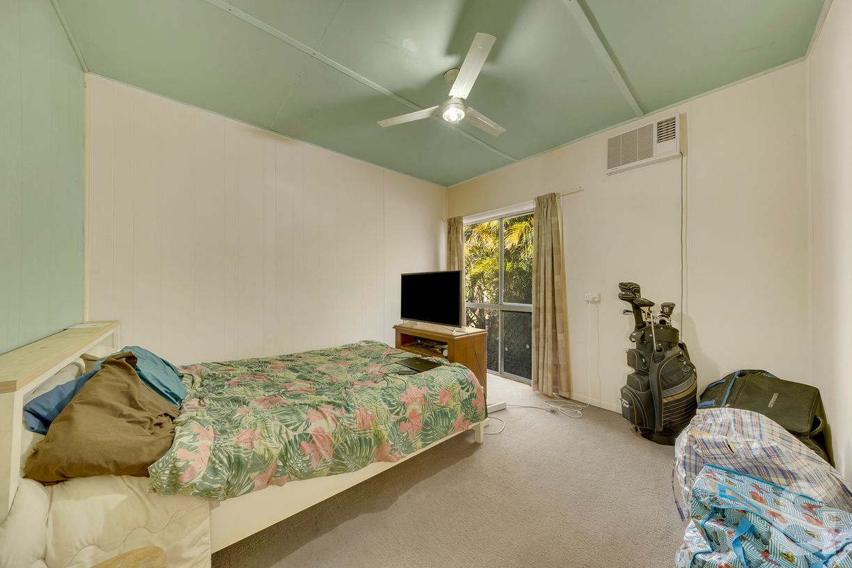 16 Pershouse Lane — photo 10 of 21