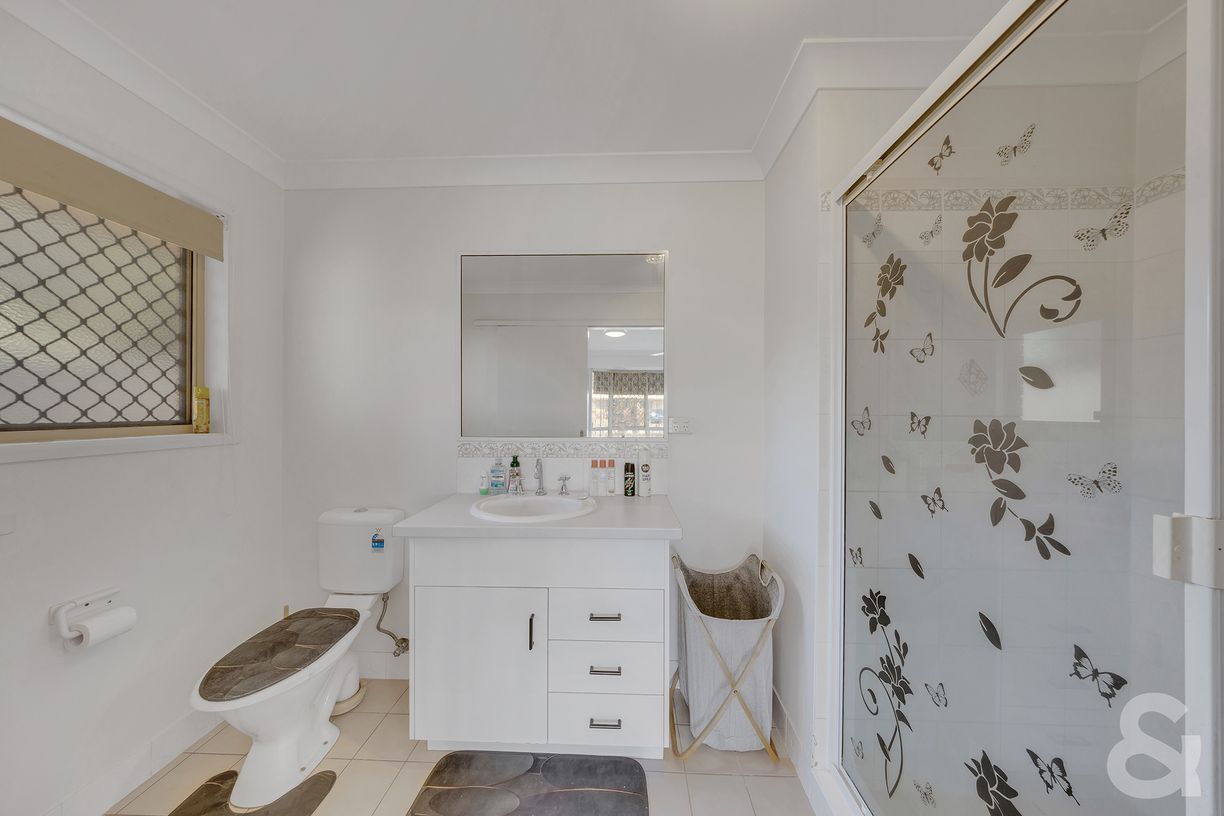 22 Hamilton Drive — photo 9 of 16