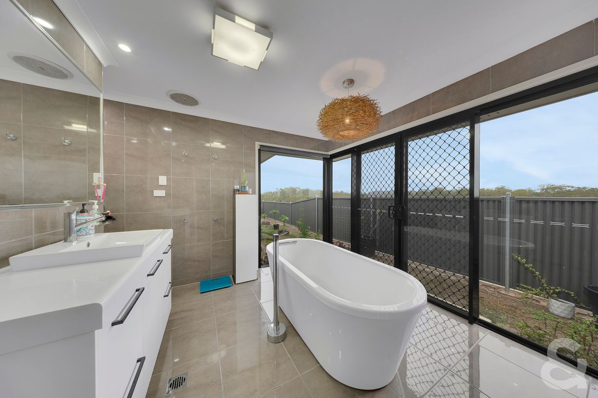 10 Leslie Street — photo from Raine & Horne Gladstone