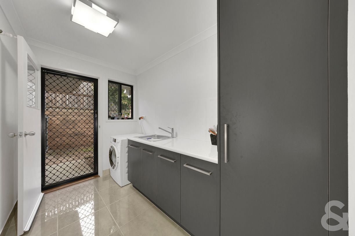 10 Leslie Street — photo 14 of 15