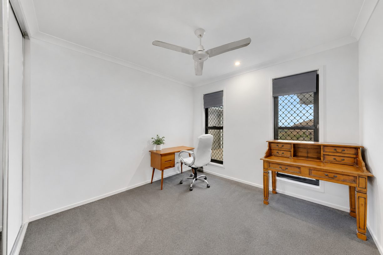 10 Leslie Street — photo 9 of 15