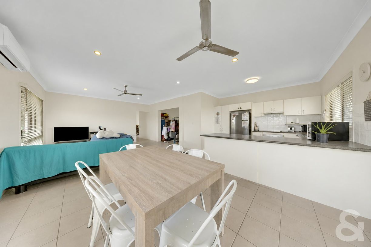 133 Emmadale Drive — photo 10 of 16
