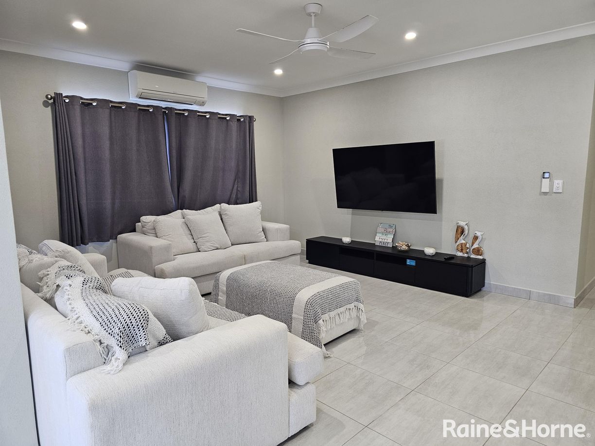 49 Narrah St — photo 4 of 24