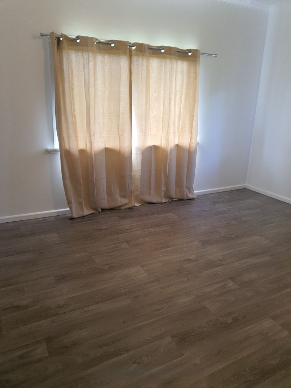 14 Macmillan Street — photo 7 of 18