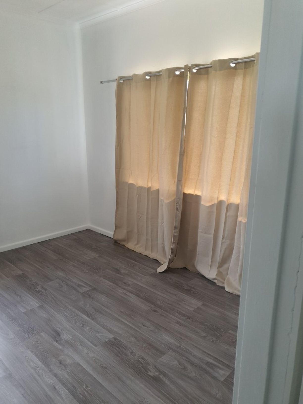 14 Macmillan Street — photo 10 of 18