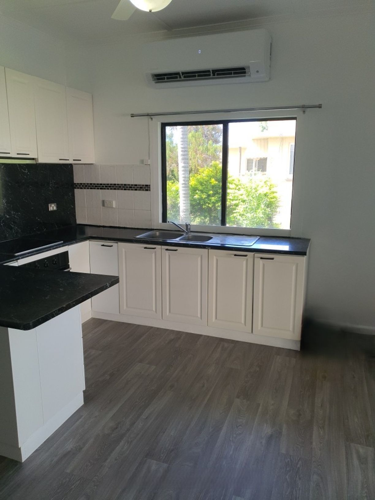 14 Macmillan Street — photo 4 of 18