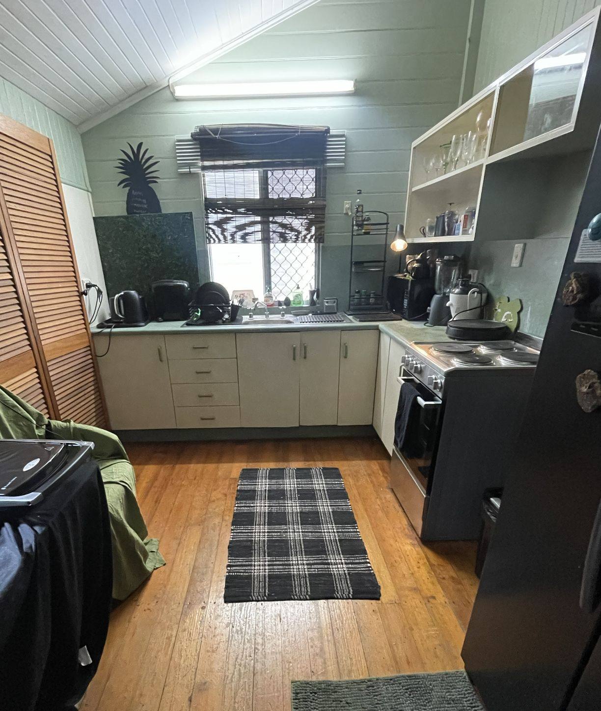 21 Gibson Street — photo 6 of 13