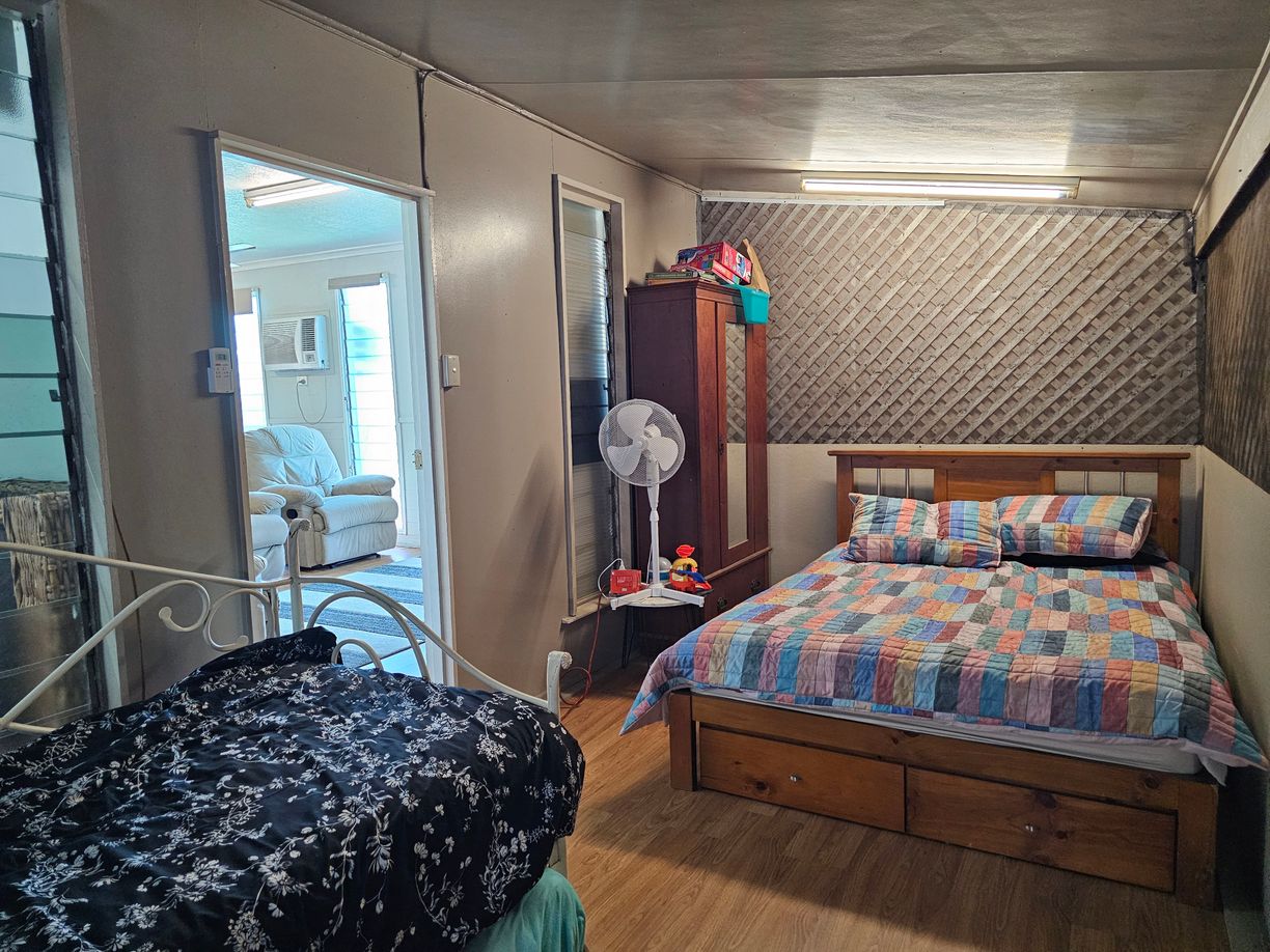 3 S S Star Of Hope Avenue — photo 13 of 24