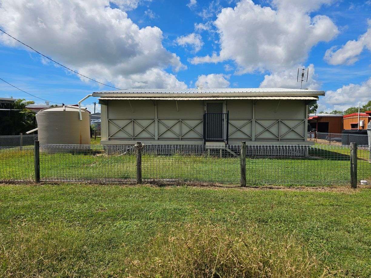 3 S S Star Of Hope Avenue — photo from Raine & Horne Ayr