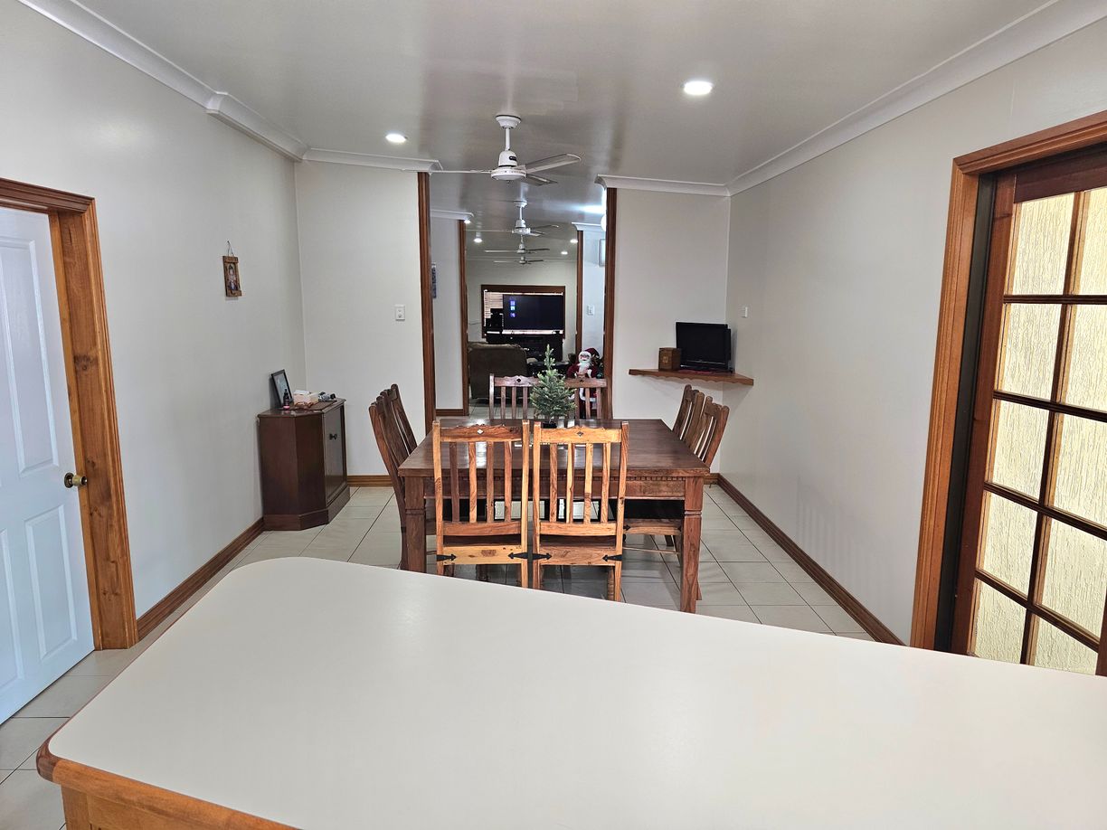 11-13 Old Home Hill Road — photo 13 of 30