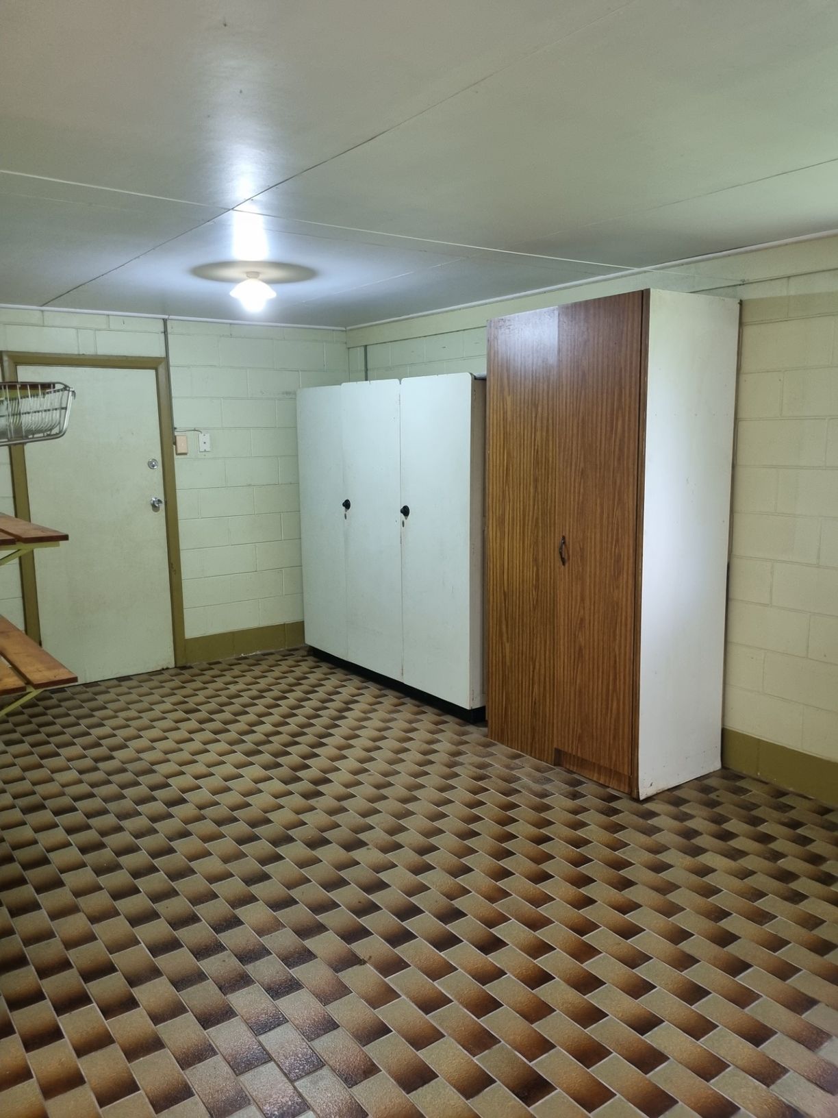 100 Third Avenue — photo 15 of 20