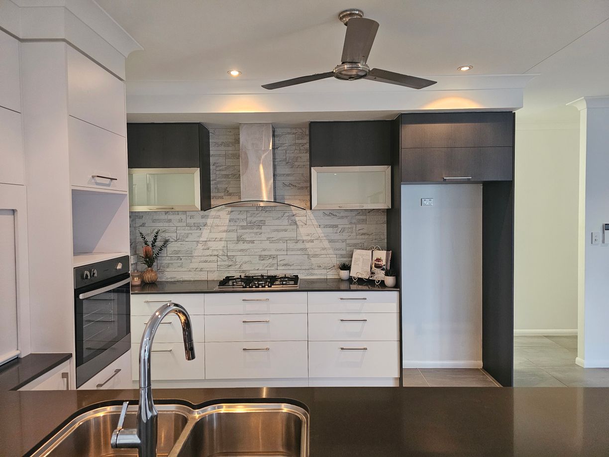 13 Riverwood Drive — photo 4 of 25
