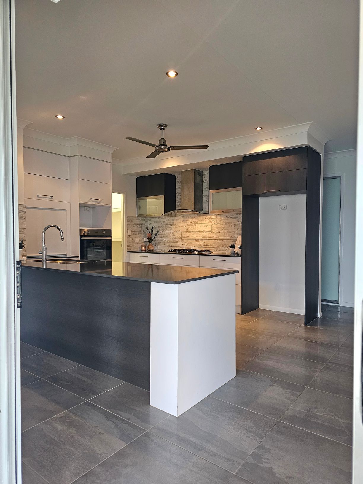 13 Riverwood Drive — photo 6 of 25