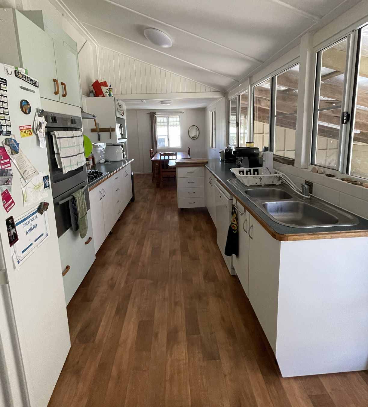 26 SANDOWNS STREET — photo 11 of 30