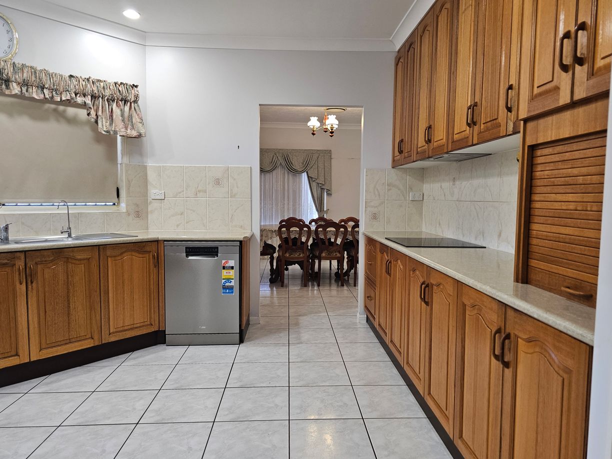 92 William Street — photo 8 of 30