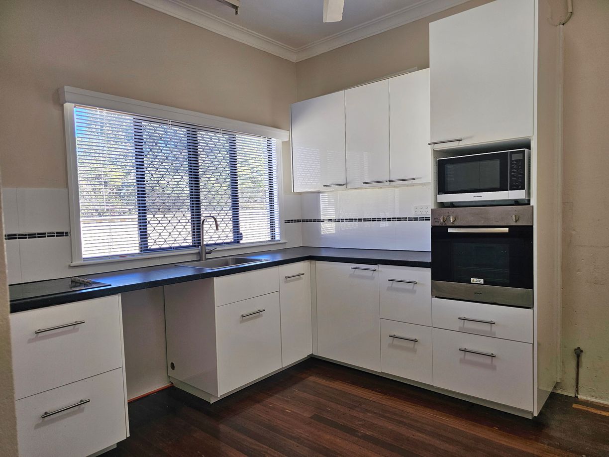 23 Macmillan Street — photo 11 of 30