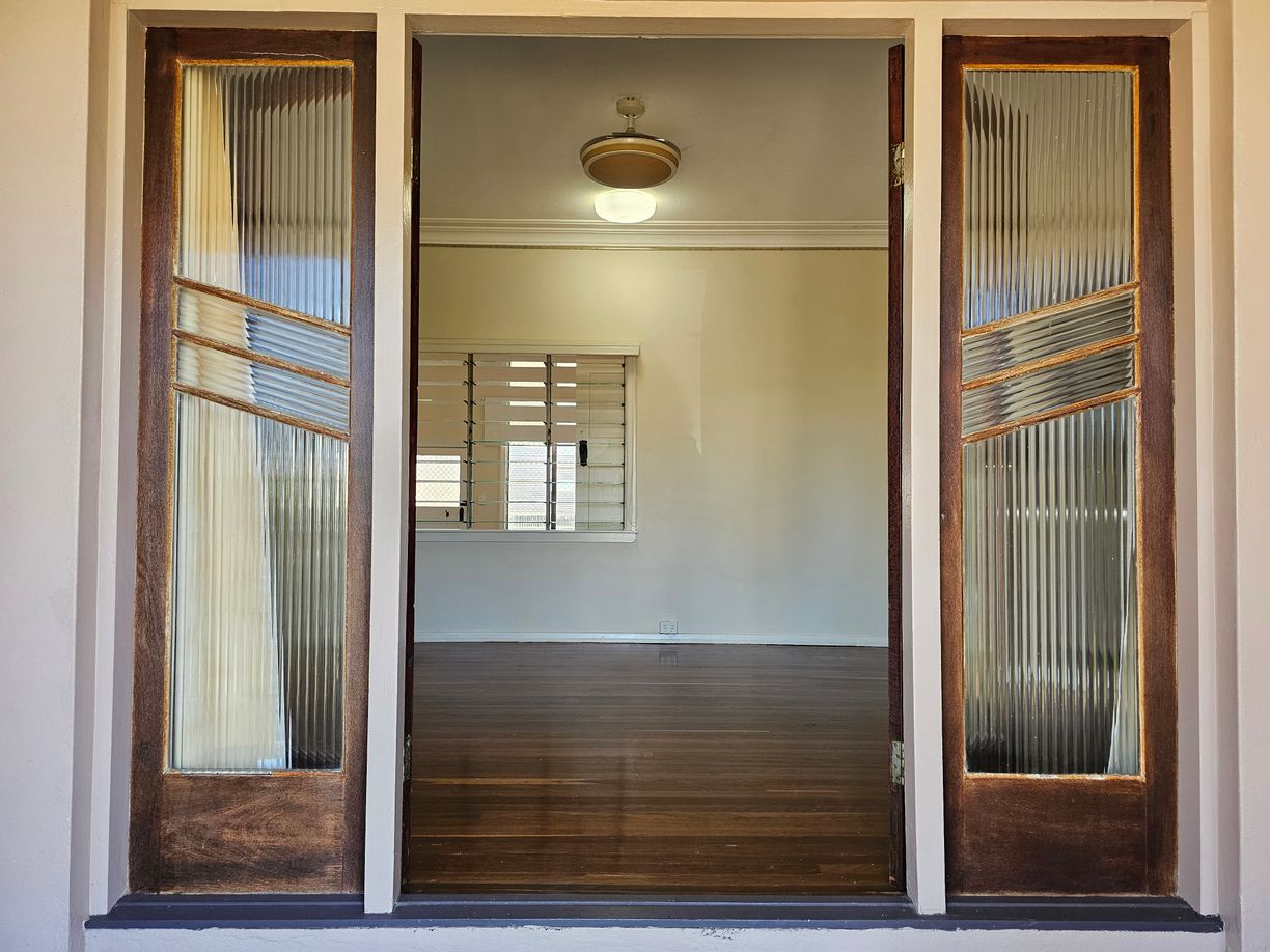 23 Macmillan Street — photo 4 of 30