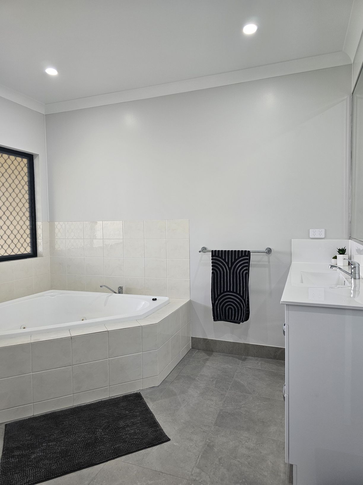 19 RUTHERFORD Street — photo 23 of 30