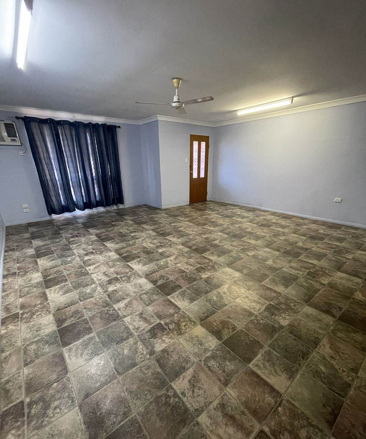 3/34 Macmillan Street — photo 3 of 21