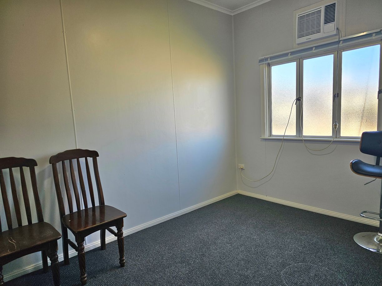 24-26 Mackersie Street — photo 3 of 22