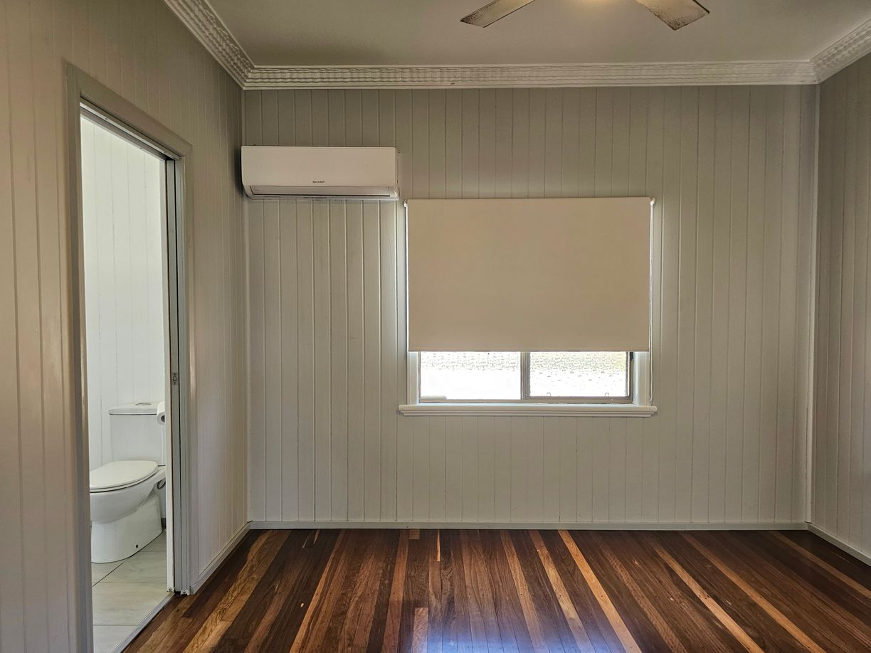 64 Eleventh Avenue — photo 10 of 24