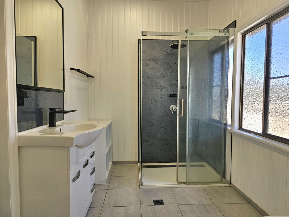 64 Eleventh Avenue — photo 12 of 24
