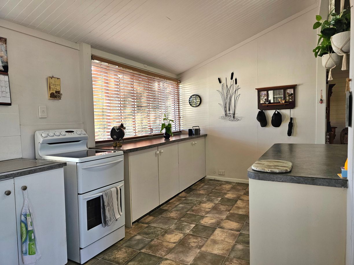 62 Adelaide Street — photo 9 of 30
