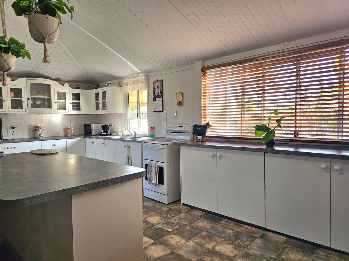 62 Adelaide Street — photo 7 of 30