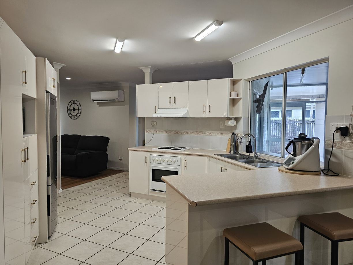 62 Laurence Crescent — photo 7 of 25