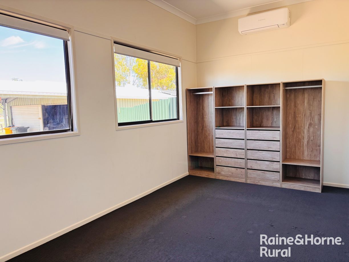 7-13 Edwardes Street — photo 6 of 16