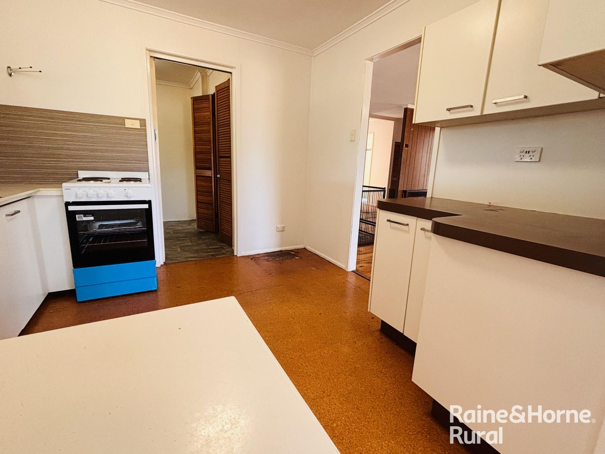 122 Northern Road — photo 4 of 15