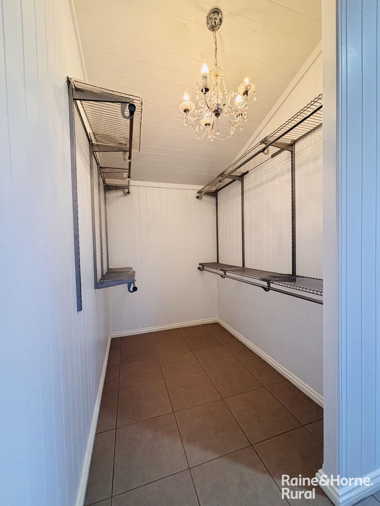 40 Corfe Road — photo 7 of 27
