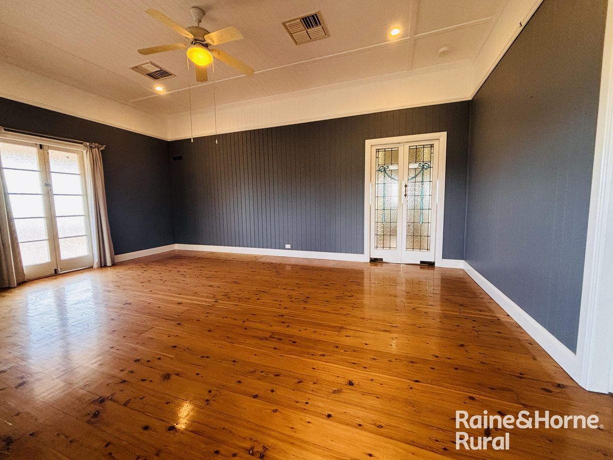 40 Corfe Road — photo 12 of 27