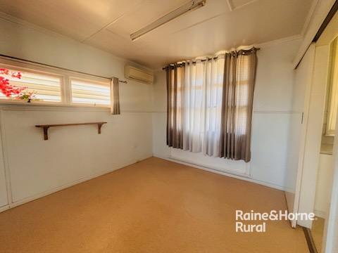 33 Foott Street — photo 4 of 23