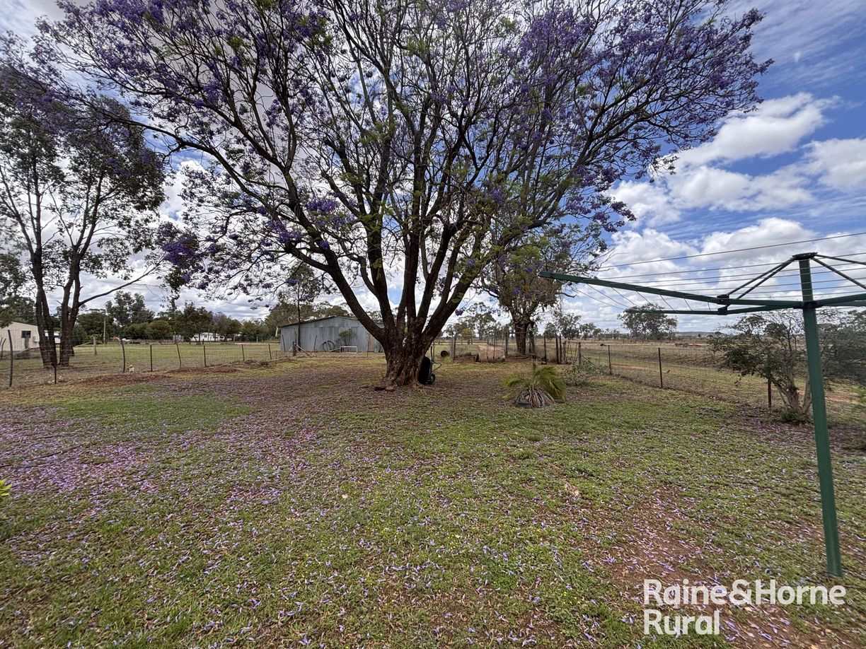 32 Tyrconnel Street — photo 13 of 14
