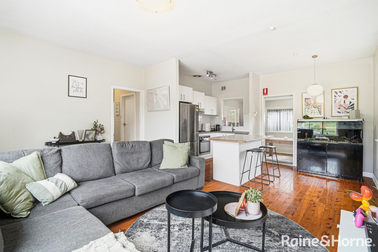 27 & 27A Melbourne Street — photo 3 of 27