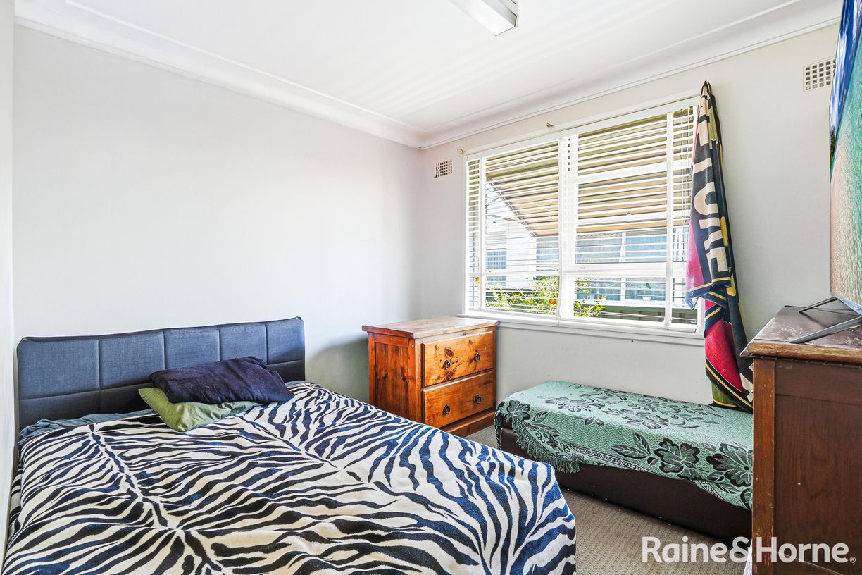 31 Rosedale Avenue — photo 8 of 17