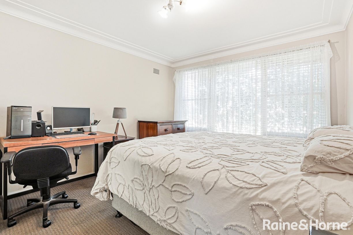 31 Rosedale Avenue — photo 7 of 17