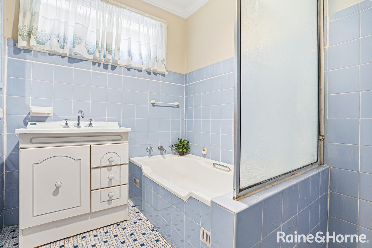 31 Rosedale Avenue — photo 10 of 17