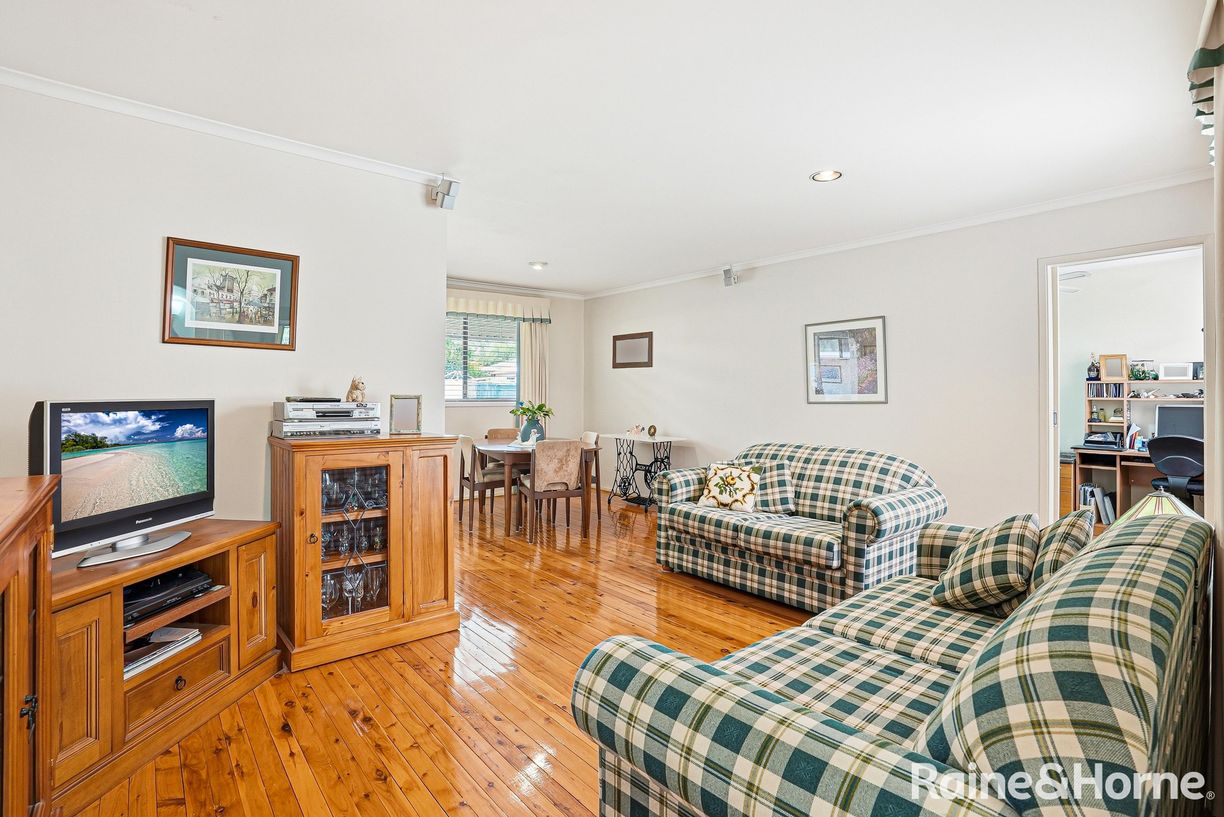 18 Mark Street — photo 3 of 24