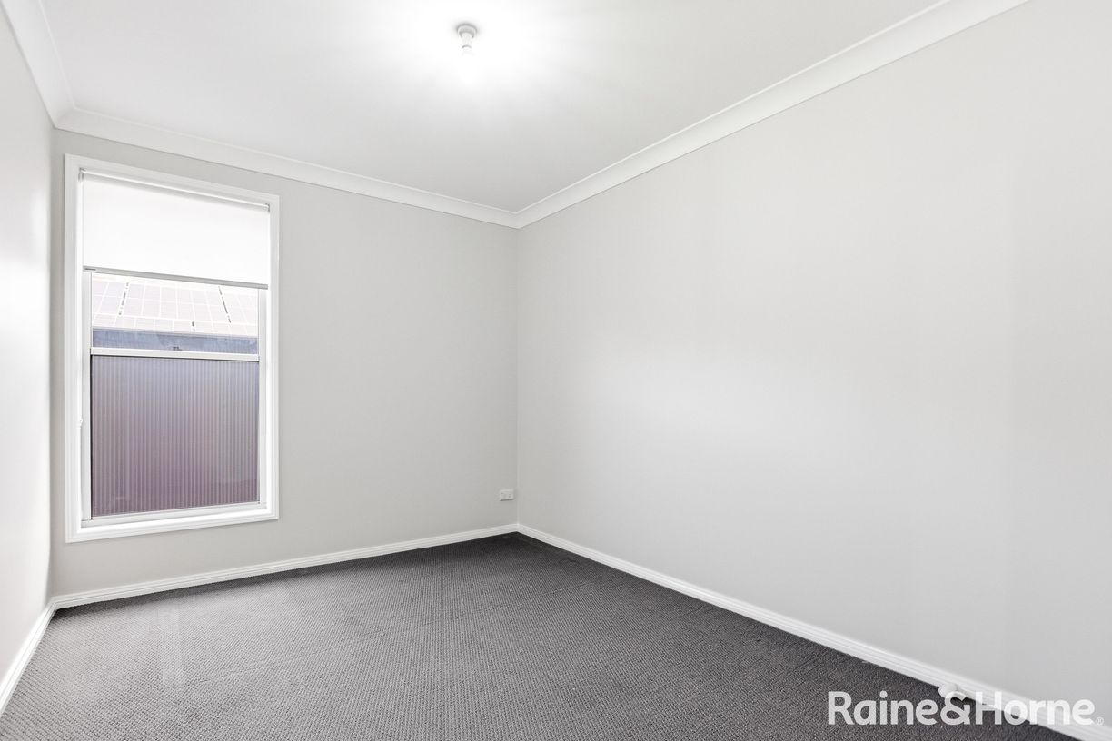 6 Liddiard Street — photo 9 of 16