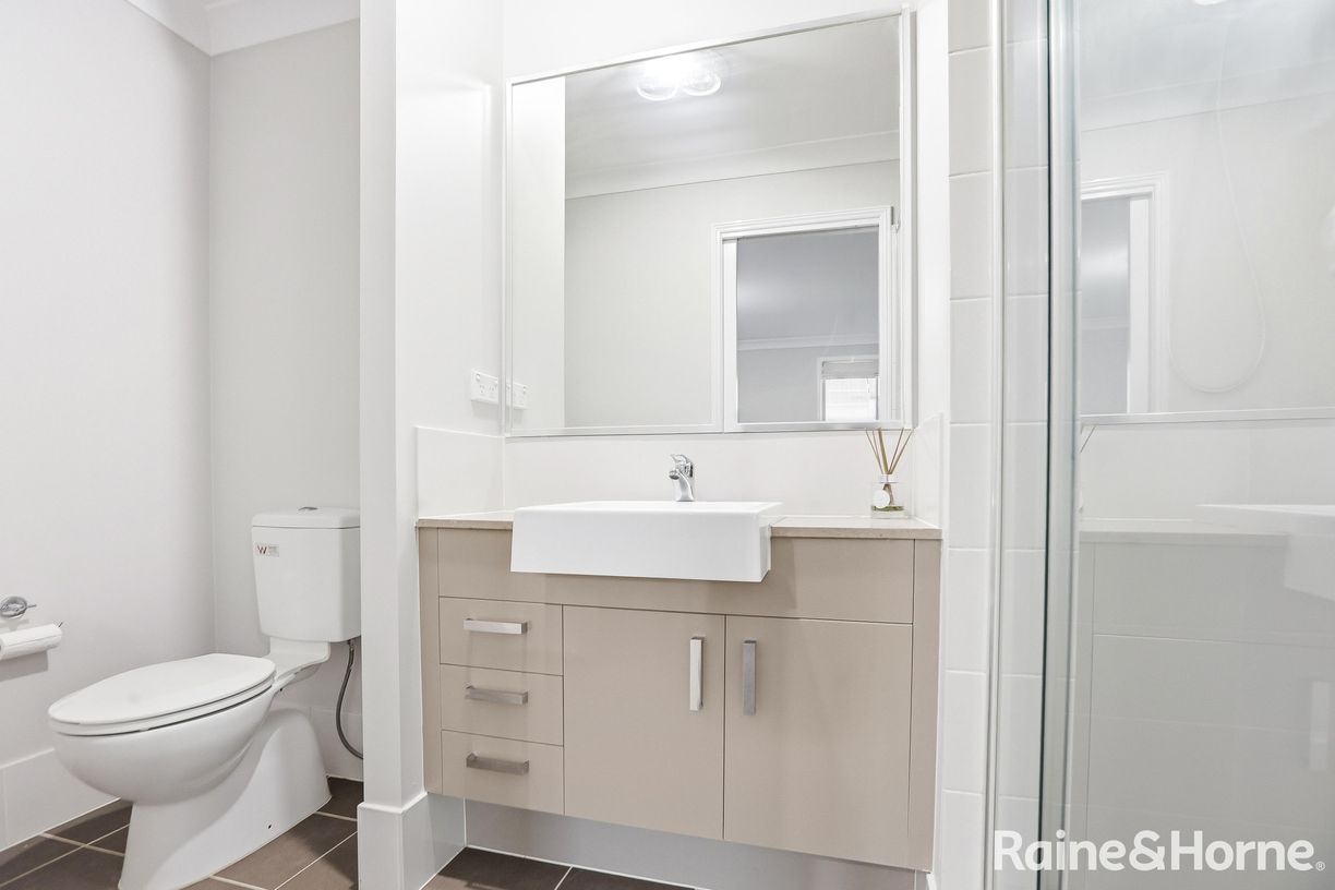 6 Liddiard Street — photo 7 of 16