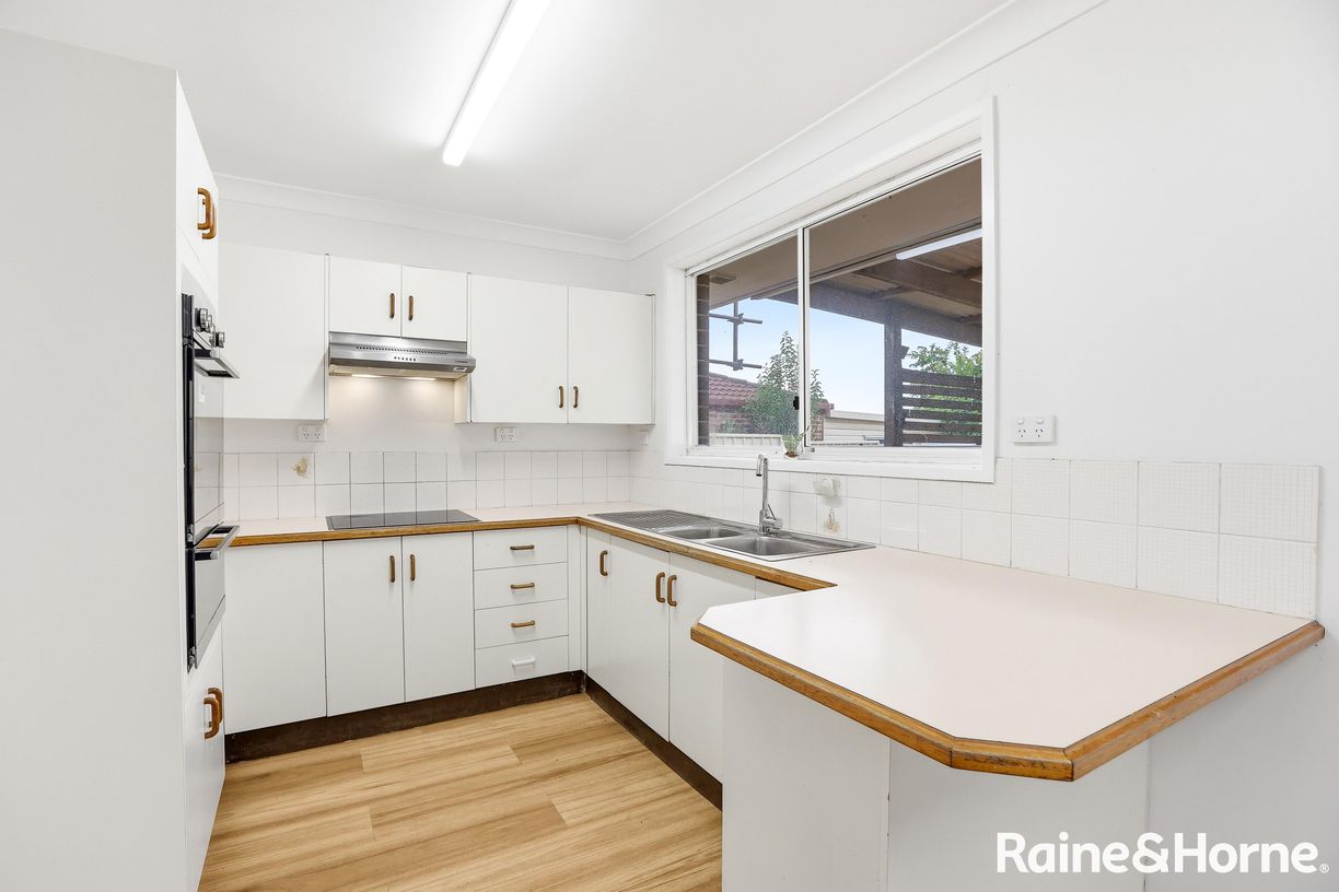 7 Kalambo Place — photo 5 of 17