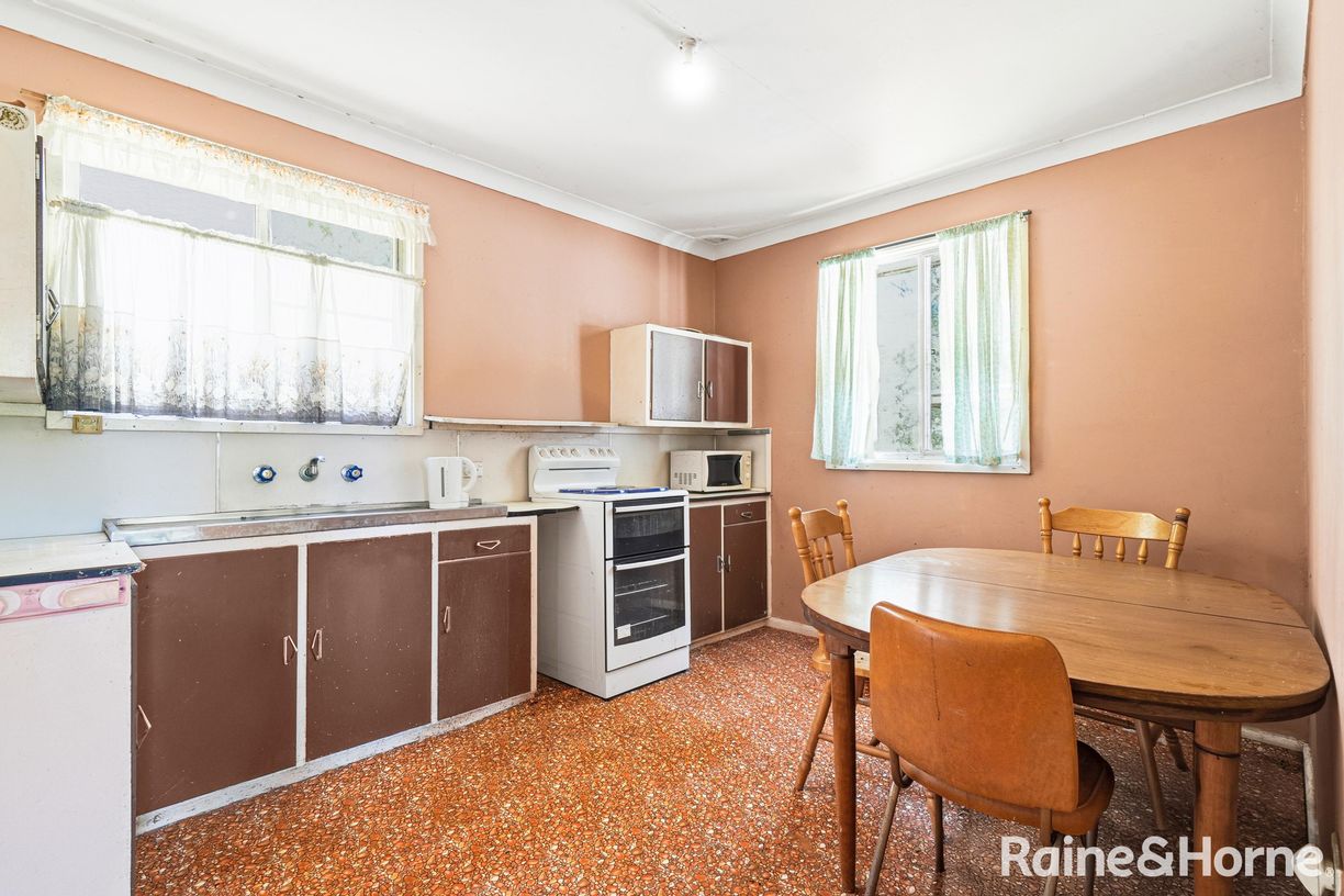 94-98 Samuel Marsden Road — photo 10 of 17