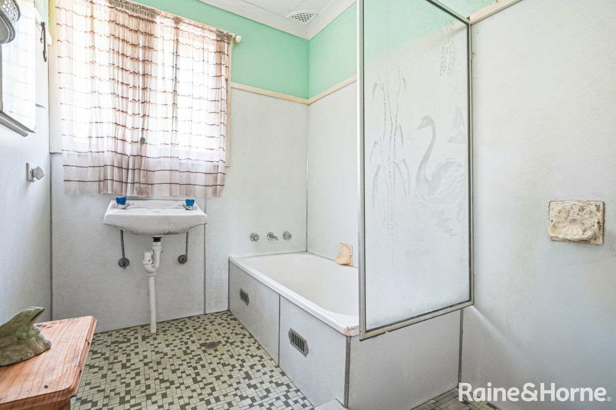 94-98 Samuel Marsden Road — photo 14 of 17